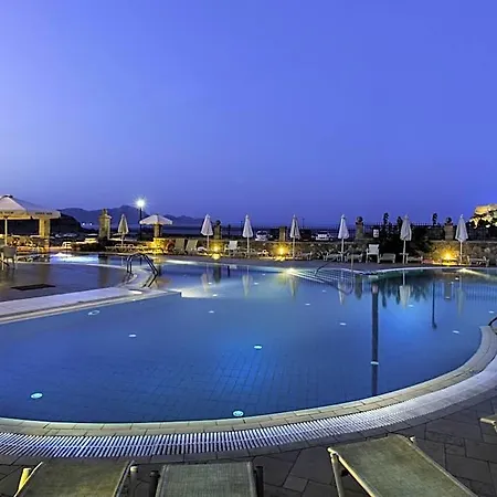 View 4*